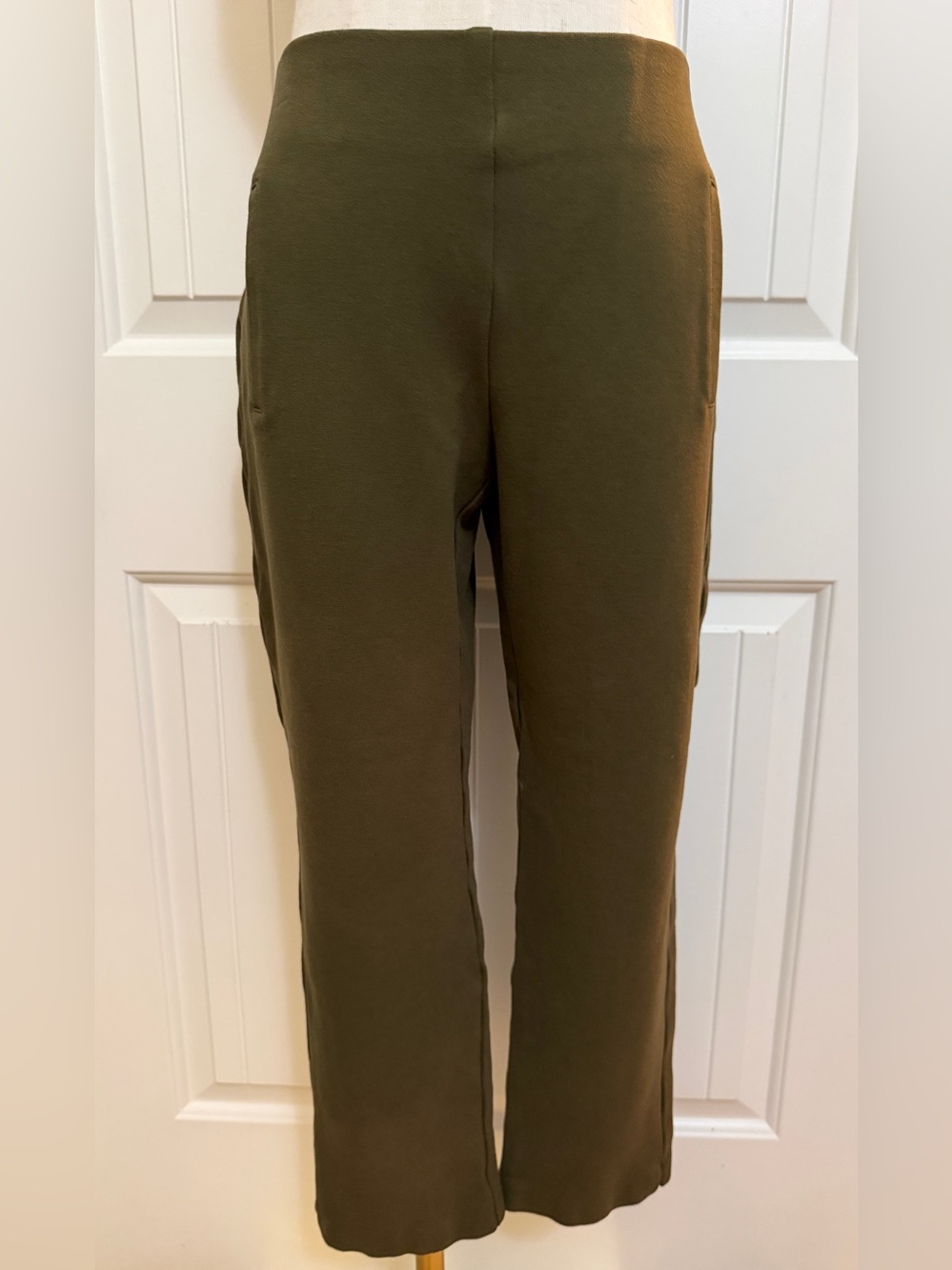Chico's Olive Green Stretch Pull On Pants Sz 1 (8)